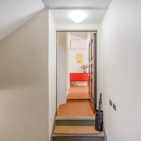 Inner Garden Retreat Near Ghirlandina Lägenhet Modena