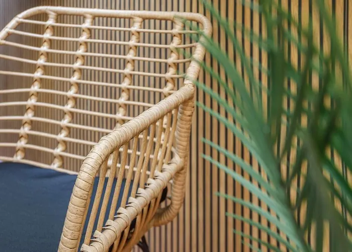 Lägenhet Inner Garden Retreat Near Ghirlandina Modena