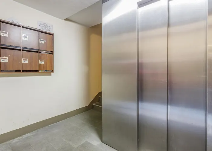 Lägenhet Inner Garden Retreat Near Ghirlandina